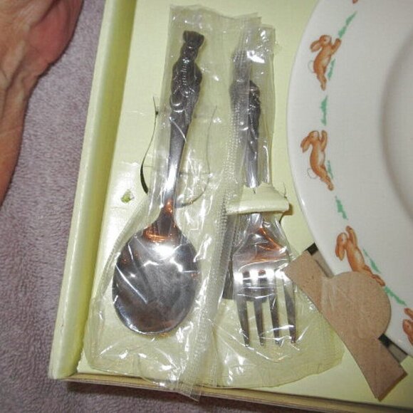 Vtg Royal Doulton Bunnykins Children’s Dish Set 3 Piece Spoon Plate Fork NEW - Picture 5 of 9